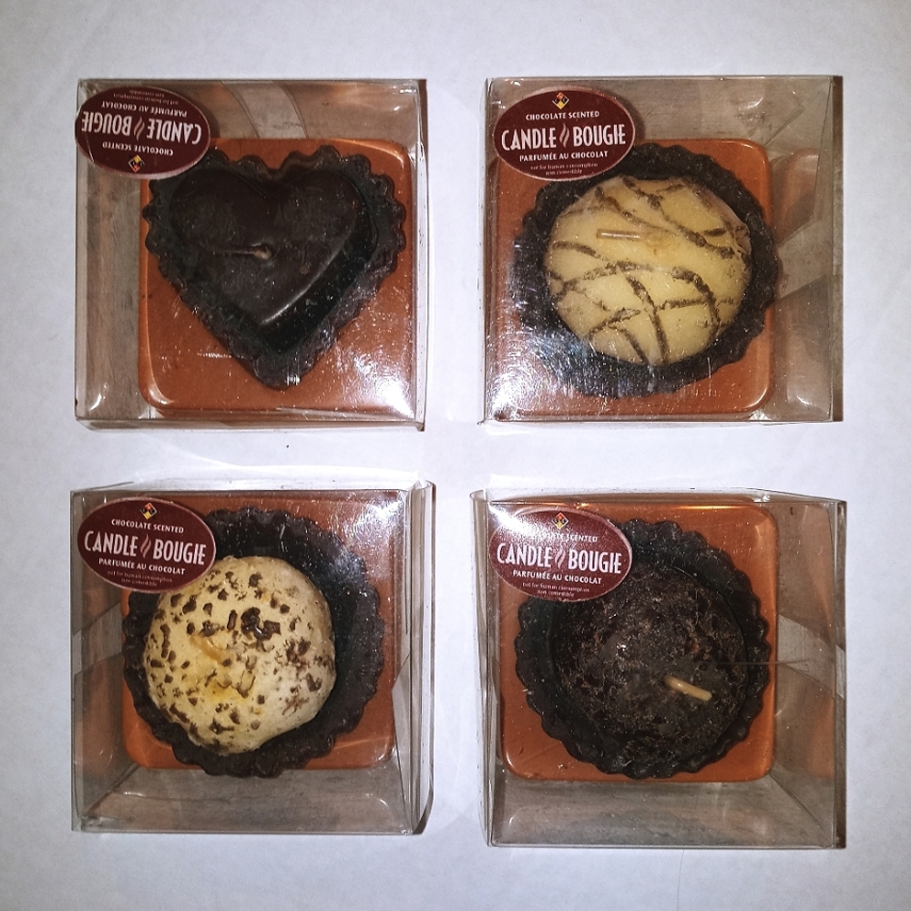 Candles in Chocolate Candy Shapes, Rich Dark and White Chocolate Scented (4 pc)